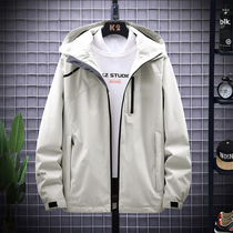 Stormtrooper mens three-in-one removable autumn and winter tide brand plus velvet thickened outdoor cover cold-proof large size waterproof windbreaker