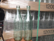 One catty of transparent white wine glass bottle 500ml Erguotou wine bottle Niulanshan packaging bottle round empty bottle white wine bottle