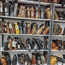 Factory closed inventory clearance leather mens bag foreign trade tail order special price processing shoulder bag first layer cowhide handbag