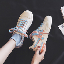 The young fan walking in the daughters home ~ the air field A fried womens canvas shoes Joker casual shoes small white shoes students