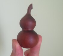 Lightning hits jujube wood gourd to ward off evil spirits