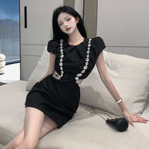 Black open waist diamond-encrusted heavy industry small black dress 2021 summer new design sense of careful machine sexy hip dress