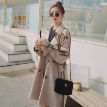 Wind coat jacket female spring autumn 2022 new Korean version relaxed harbor wind small sub medium long card with its color coat woman