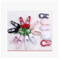 Childrens dance shoes girls adult ballet shoes Childrens cats claw shoes performance shoes soft cotton bottom practice shoes