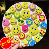 Smile breast needle baby baby baby baby baby chest rewards elementary school gift prize