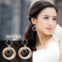 Fatal Gaze sterling silver clover earrings female temperament Korean personality simple earrings sweet earrings earrings
