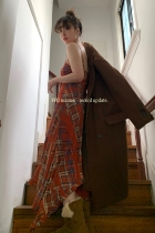 FFU Hanging Dress Female Spring New Design Sense Square Stereo Grain Irregular Loft Dress