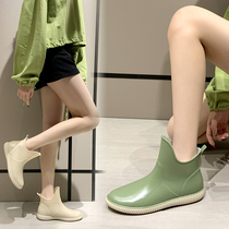Waterproof shoes womens summer new womens rain shoes fashion non-slip soft soles Korean version of rain boots short tube overshoes kitchen rubber shoes