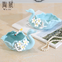 Swan Ceramic Ashtrays Pendulum home Decorative Pint Living Room Tea Table Tabletop Furnishing Eu Style Desk Gift