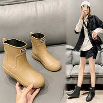 Couple Sets Shoes Rain Shoes Women Winter Plus Suede Middle Cylinder New water Shoe Mens flat Flat Non-slip Rain Boots Stylish Good-looking Rubber Shoes