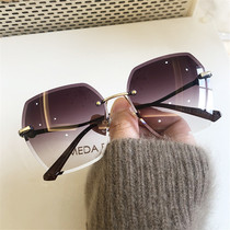 MS High-end Diamond Cutting Edge Lady Sunglasses Beautifully Stylish Driving Driving Anti-UV Big Sunglasses Glasses