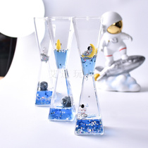 Astronaut astronaut quicksand mini tumbler creative ornaments oil drain hourglass keychain photo frame toys