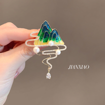 Jinxiao Wanli Mountain Brast Needle High - grade Woman 2022 new personality pearl bust pin coat anti - walking accessories