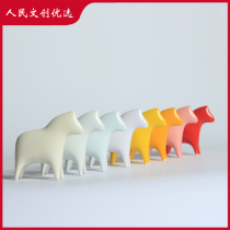 (Peoples cultural and creative optimization) pony ceramic desktop ornaments home living room creative decorations gifts