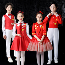61 childrens choral performance to serve the Chinese Wind GirlsHeqing Primary and middle school students poetry recitation competition performance costumes