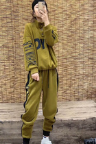 Leisure sports suit women's winter 2021 new Hong Kong style retro chic plus velvet padded vests two-piece suit