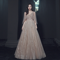 High-end host evening dress dress light luxury niche banquet temperament bridesmaid dress senior texture costume Annual Meeting woman