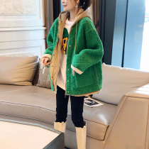 Green hooded imitation lamb plush jacket women small fragrant wind fake two pieces thick top winter 2021 New European goods