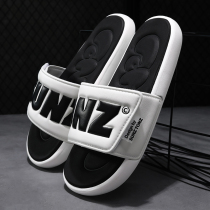 Net red slippers male outside wearing 2022 new personality Korean version non-slip trendy thick bottom mens word drag fashion cool drag