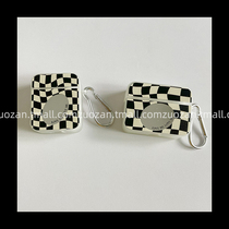 Creative chessboard black and white plaid makeup mirror airpods protective cover ins wireless Bluetooth leather airpods2 Apple earphone set personality storage shell Airpodspro three