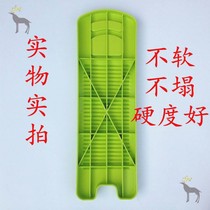 Extra-large non-slip durable cooked plastic washboard candy color thickened extended household washboard penalty kneeling board
