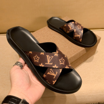 Eurostock Classic Brown Letters Slippers Male Cross With Non-slip Summer Outdoor Mens Cross Tug Beach Male Tug Tide