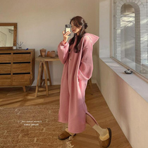 Pregnant women autumn and winter clothes out pink large size dress 2021 autumn and winter New Tide mother long winter sweater