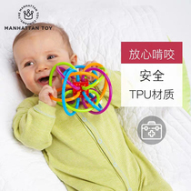 Manhattan Cornkor gum hand to catch the ball