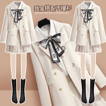 Small fragrant wind suit jacket female spring autumn 2022 new senior small crowdsourced design feel free of scalding college style suit