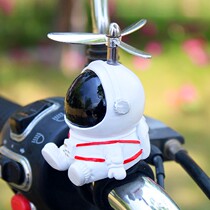 Net Red Creative Astronaut Astronaut Battery Car Ornaments Car Electric Birthday Gift