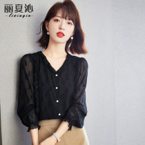 Early autumn European temperament chiffon shirt long sleeve womens autumn 2021 new trend lace bottoming shirt