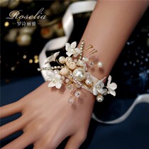 White high-grade handmade childrens wrist flower girl dance bracelet flower rhinestone shiny show show wristlet wrist jewelry
