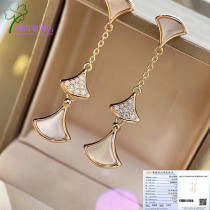 Au750 Imported Mosan Diamond Rose Gold Earrings 18k Gold Fan Leaf Fritillaria Earrings Female Earrings Pen fidelity