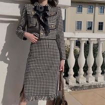 2020 small fragrant wind temperament Hepburn light mature style Foreign style skirt royal sister age reduction fashion two-piece womens autumn clothing