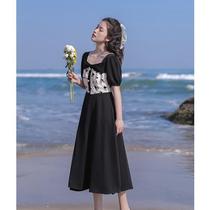 2021 summer new French retro floral Hepburn style black temperament thin gentle wind dress female summer