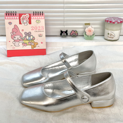 taobao agent Itim silver Mary Zhen small leather shoes female 2023 new spring retro low heel tender wind evening shoes small single shoes
