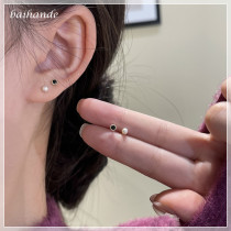 Pearl black drill small ear nail four pieces of fashion 100 hitch to sleep without picking up the earrings students new wave 2023