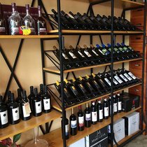 European-style wrought iron wine rack landing solid wood bar creative restaurant wine rack display rack red wine cabinet storage