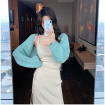 Net red sweater new design sense niche knitted cardigan jacket short jacket womens knitted backless suspenders skirt medium length