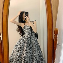 Design sense niche fashion 2021 summer new womens Korean version of light ripe sweet and pure trend Academy style
