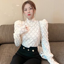 Urban sexy beauty gentle wind pearl chain half high collar bubble sleeve lace base shirt female 2021 autumn and winter New