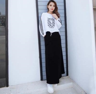 Super hip skirt high skirt womens new 2020 character Spring Fire ins half T Black a running bag long skirt
