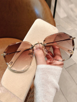Tyrannosaurus sunglasses female ins2021 year new round face Korean tide fashion sunglasses anti-ultraviolet big face
