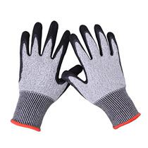 Factory wholesale anti - cutting fine soaking gloves PE wear - resistant anti - slip knife bayonet gloves