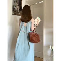 Retro backless cool pleated dress women 2022 summer new white long skirt design sense niche skirt women