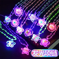 2021 New Years Eve market stall toys Yiwu luminous small toys luminous necklace Acrylic necklace Night market stall hot