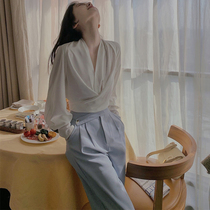 Early Autumn Autumn new womens port style retro chic high cold fan fashion high sense pants professional two-piece set