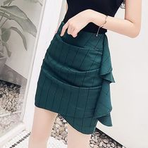 Skirt new 2021 ruffle short skirt female summer belly cover hip skirt tight irregular plaid skirt