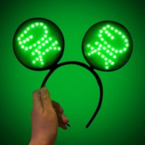 New Wong Ming Hao JUSTIN Lamp Luminous Fluorescent Stick Hands concert fan star should lend a helping hand