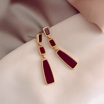 Yu Lin Ling ~ light luxury temperament elegant fan ~ niche French ~ retro earrings red studs female long earrings
